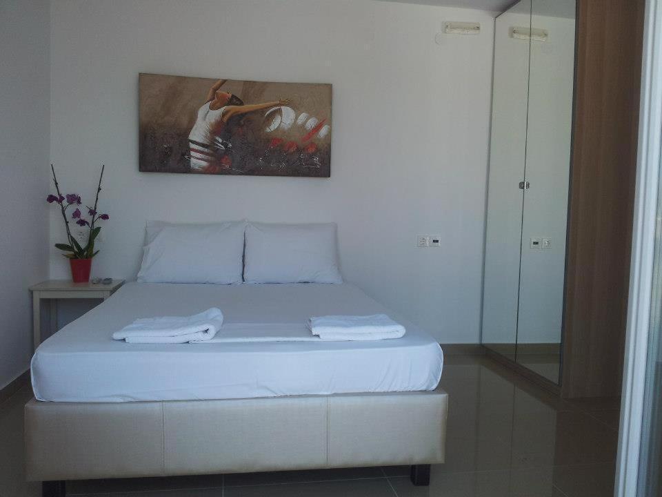 Harisis Apartments Olympiaki Akti Room photo